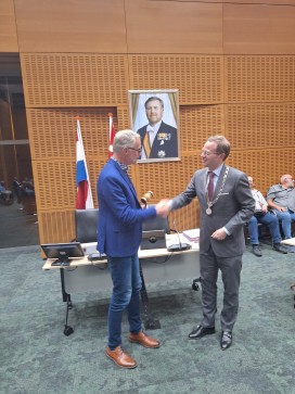Voorzittershamer voor Gert Stam II