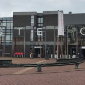 Schouwburg-Ogterop-Rechten-Serge-Vinkenvleugel-RTV-Drenthe.jpeg